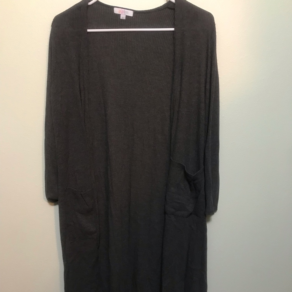 LulaRoe Sarah solid grey small